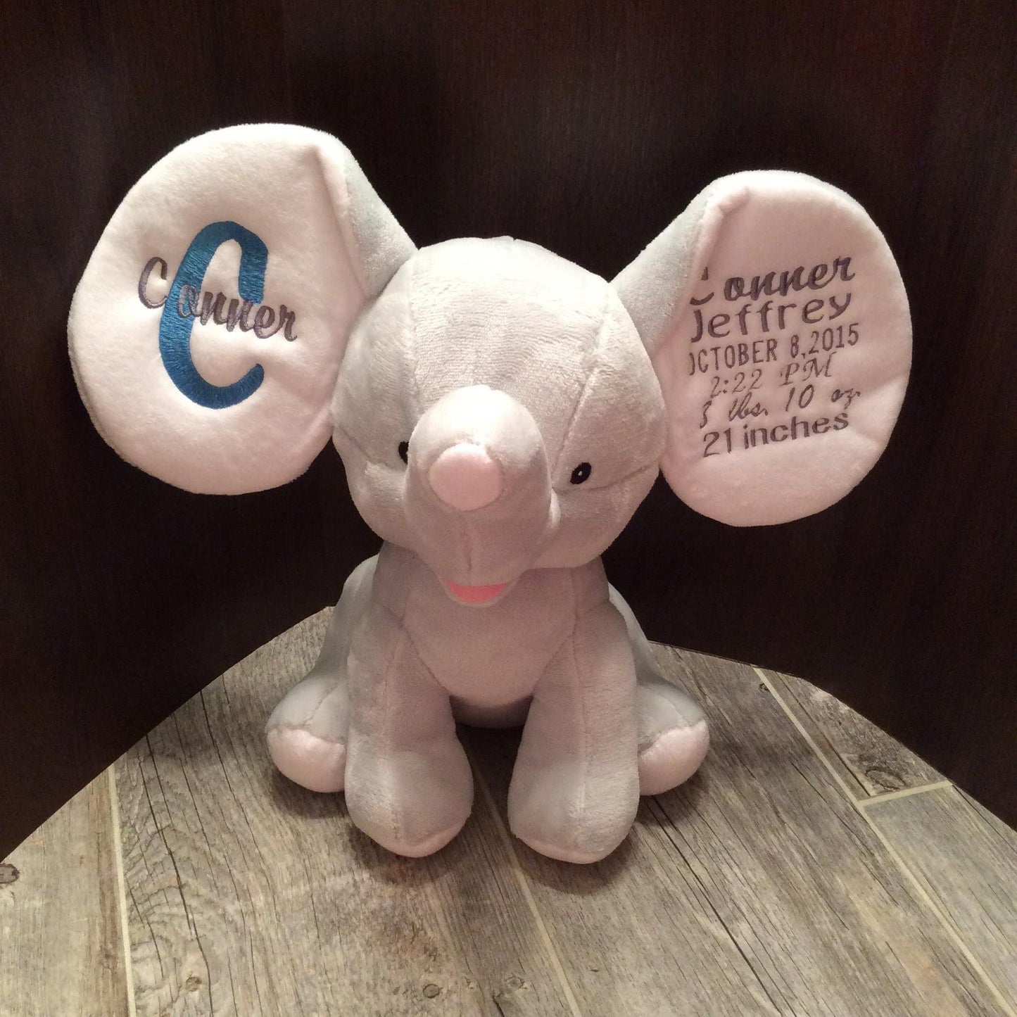 Birth Announcement Dumble Cubbie - Banana Bug Designs